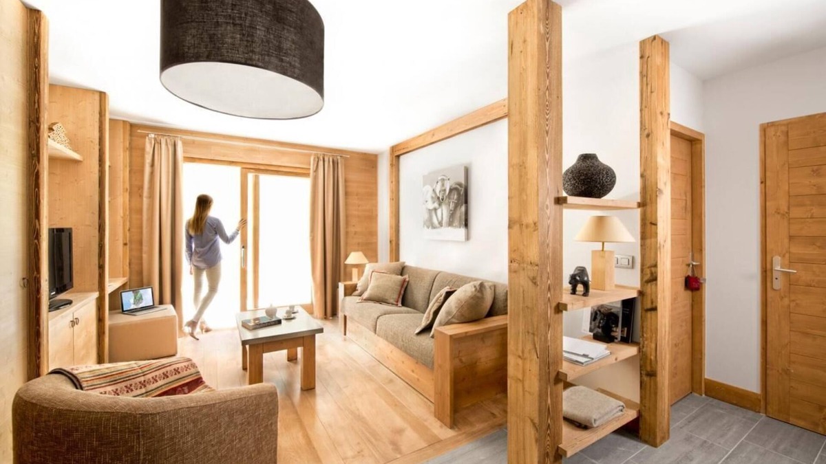 Les Brevieres Apartment | 150m from resort center, fitness, swimming pool, sauna, hammam, balcony, tv, 40m², Tignes