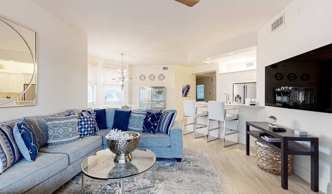 Vanderbilt Beach Condo | 151 m² Condo ∙ 3 bedrooms ∙ 6 guests