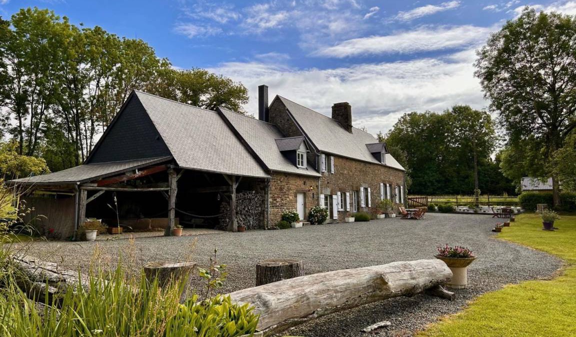 Bourguenolles Cottage | 154 m² Cabin ∙ 5 bedrooms ∙ 10 guests