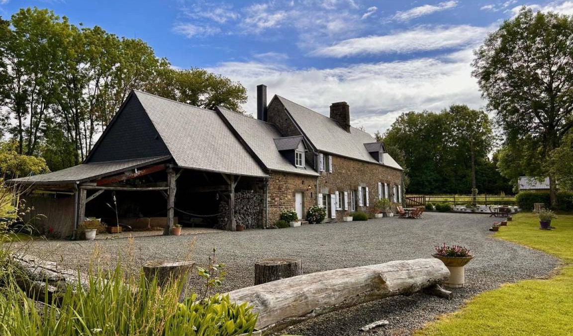 Bourguenolles House | 154 m² Gîte ∙ 5 bedrooms ∙ 10 guests