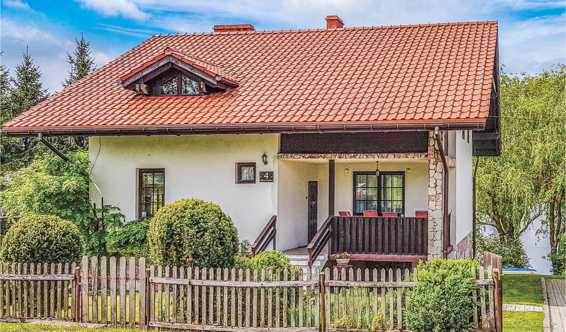 Lidzbark Warminski House | 155 m² House ∙ 4 bedrooms ∙ 7 guests