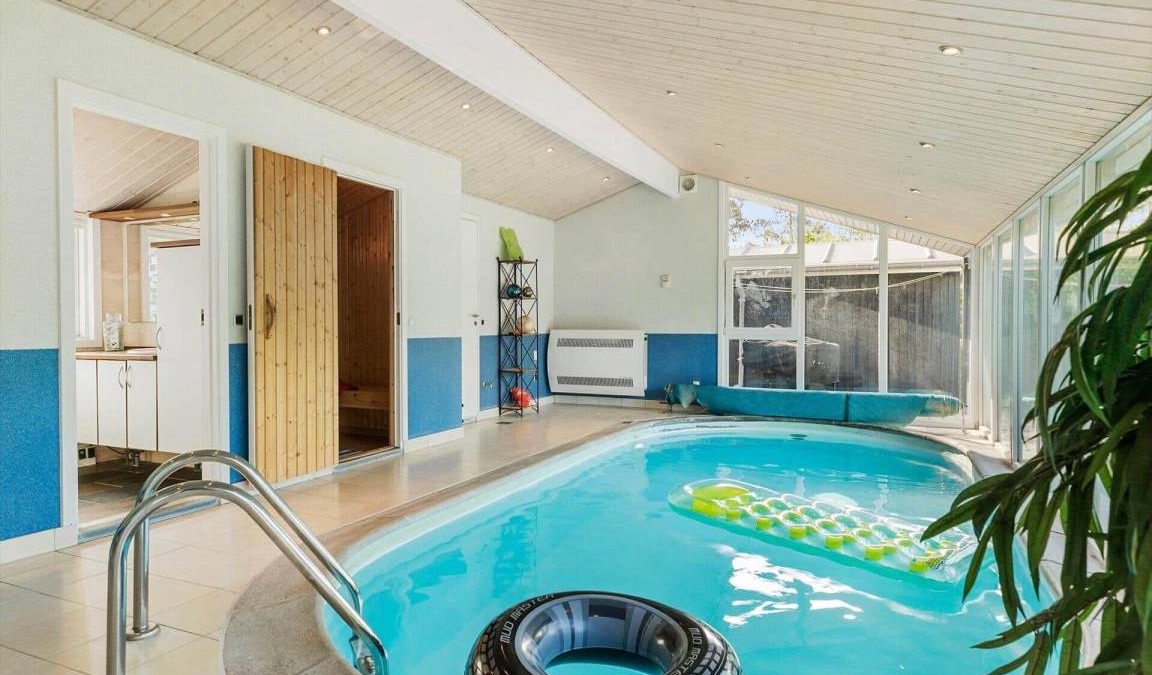 Bratten Strand House | 156 m² House ∙ 4 bedrooms ∙ 10 guests