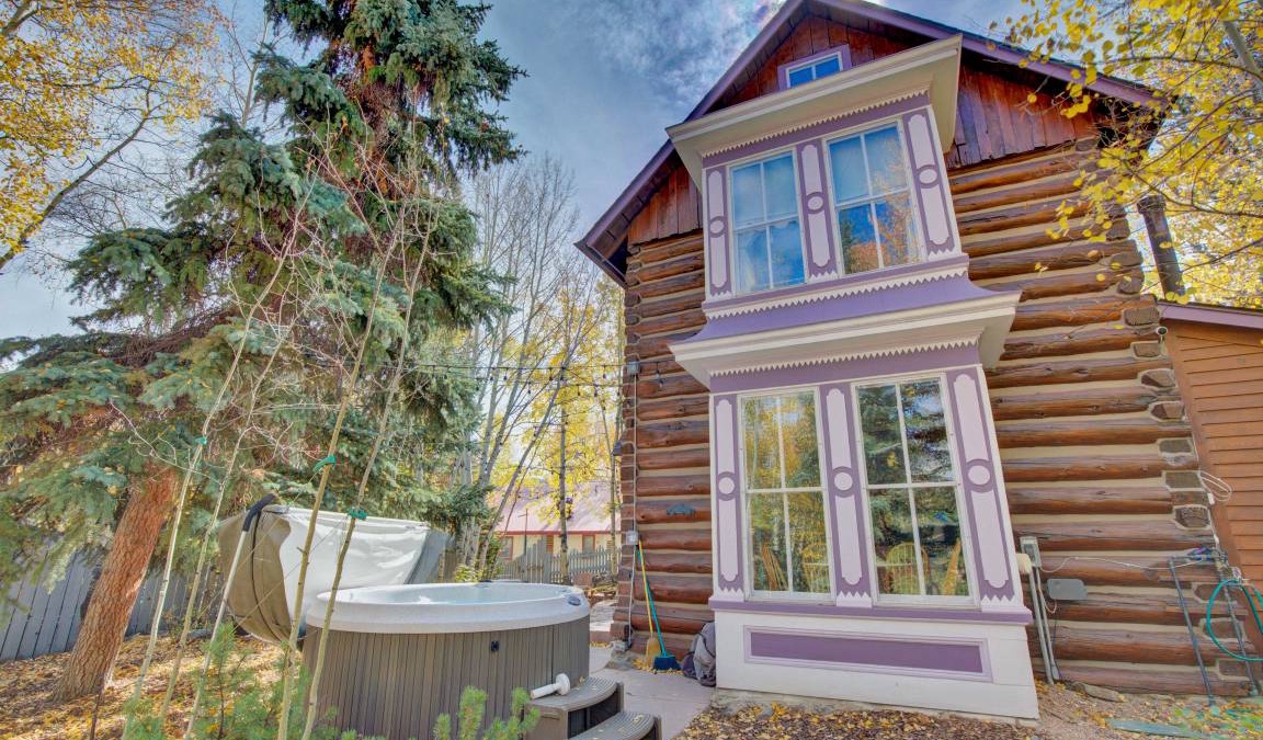 Historic District House | 157 m² House ∙ 3 bedrooms ∙ 8 guests