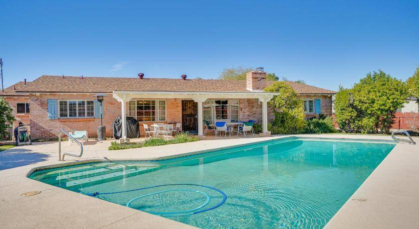 Peter Howell House | 158 m² House ∙ 4 bedrooms ∙ 10 guests