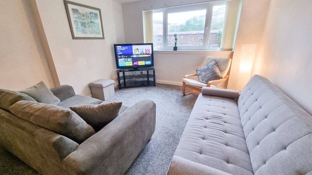 Gorgie Apartment | 16/3 Westfield Road