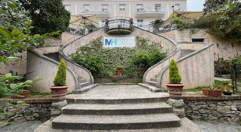Varazze Hotel | 16 m² Hotel ∙ 3 guests