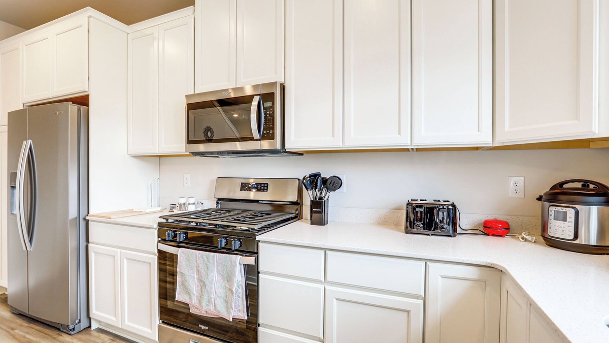 Norristown House | 16 Mi to the Franklin Institute: Home w/Deck!