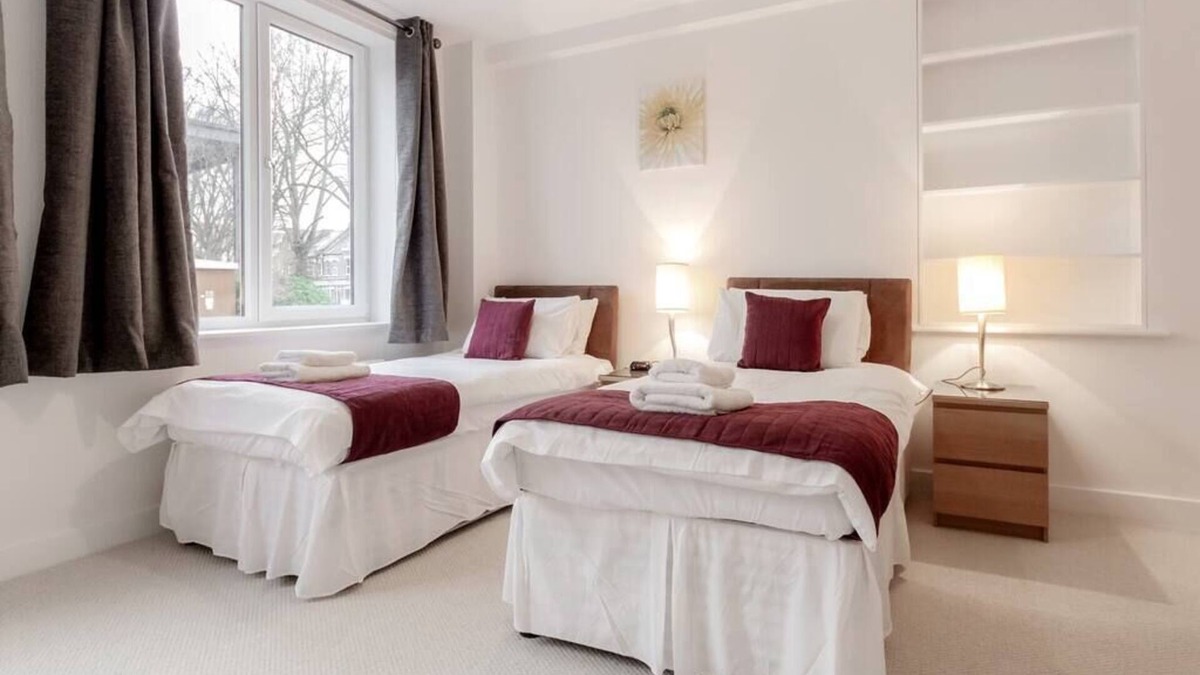 Sutton Central Apartment | 16 Nouvelle House - 2 bedroom apartment
