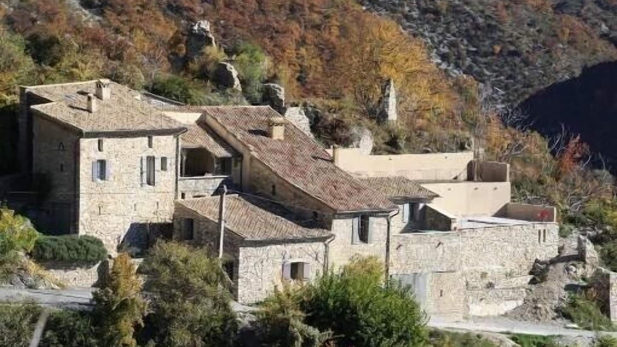 Chaudebonne Other | 16-person farmhouse in Drôme provençale, Nyons region