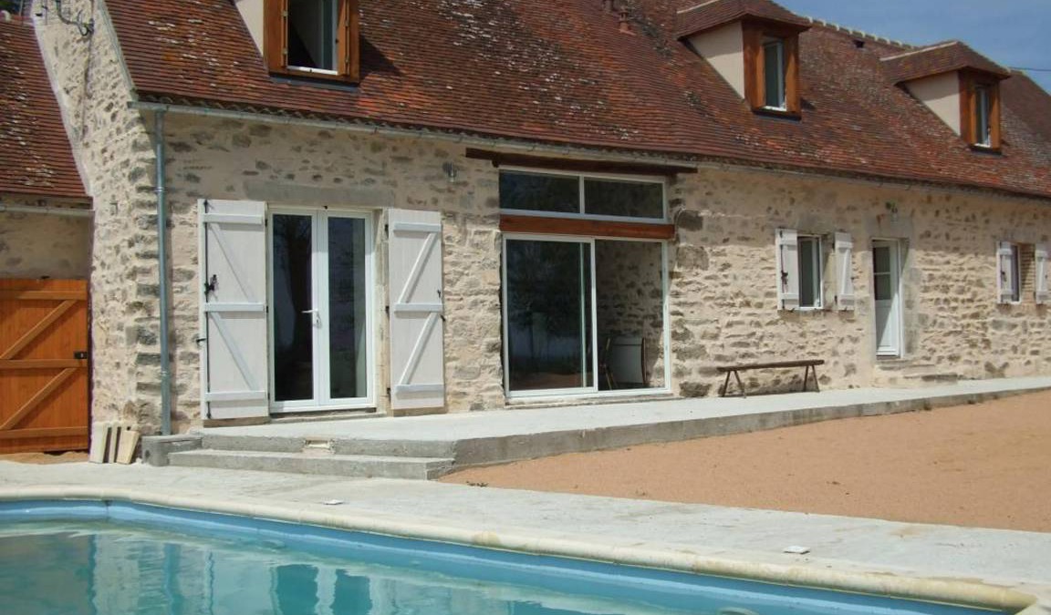 Chirat-l'Eglise Cottage | 160 m² Cabin ∙ 4 bedrooms ∙ 10 guests