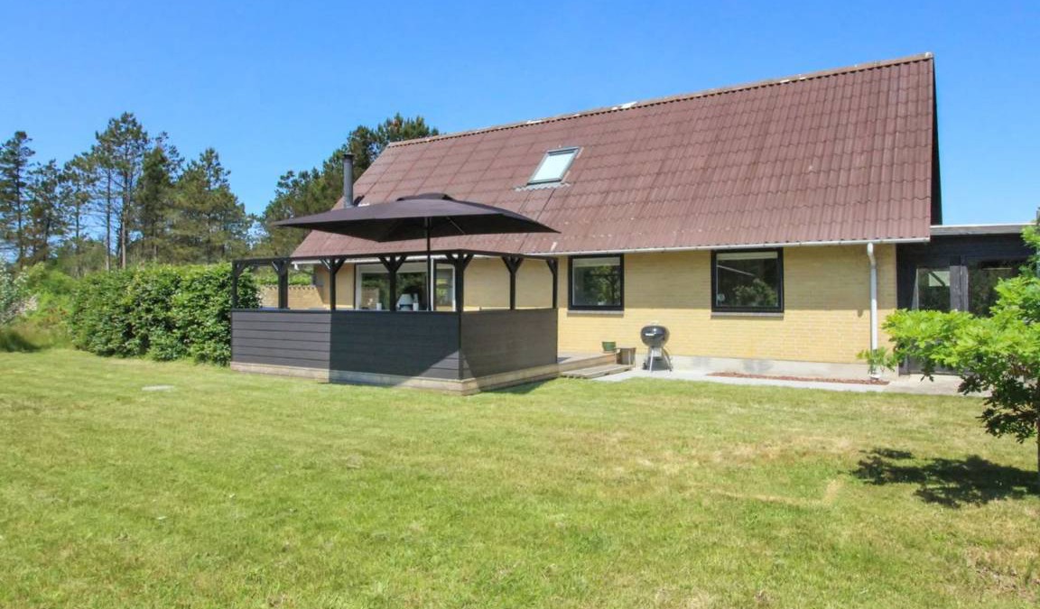 Henne House | 160 m² House ∙ 1 bedroom ∙ 10 guests