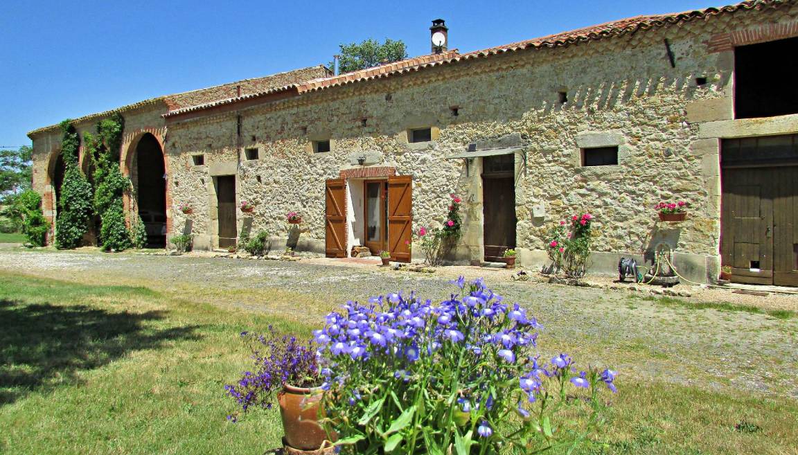 Calmont House | 160 m² House ∙ 3 bedrooms ∙ 6 guests