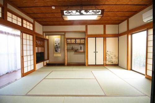 Kaizuka House | 160 m² House ∙ 4 bedrooms ∙ 13 guests