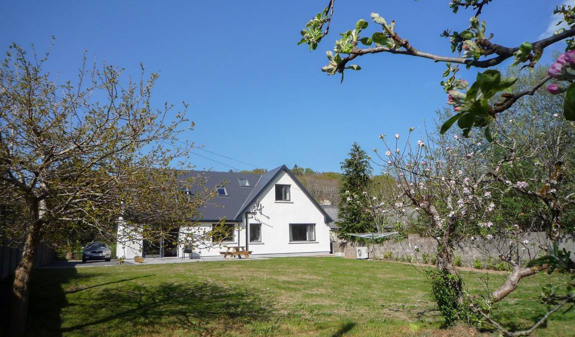 Fossa House | 160 m² House ∙ 4 bedrooms ∙ 8 guests