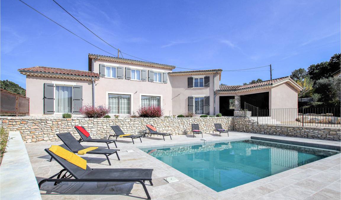 Saint-Thome House | 160 m² House ∙ 7 bedrooms ∙ 14 guests