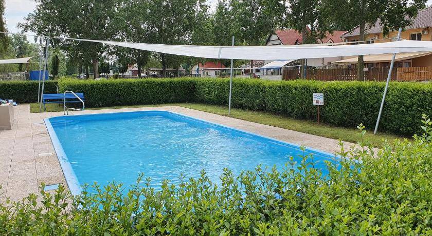 Balatonbereny Apartment | 160 m² Serviced apartment ∙ 3 bedrooms ∙ 16 guests