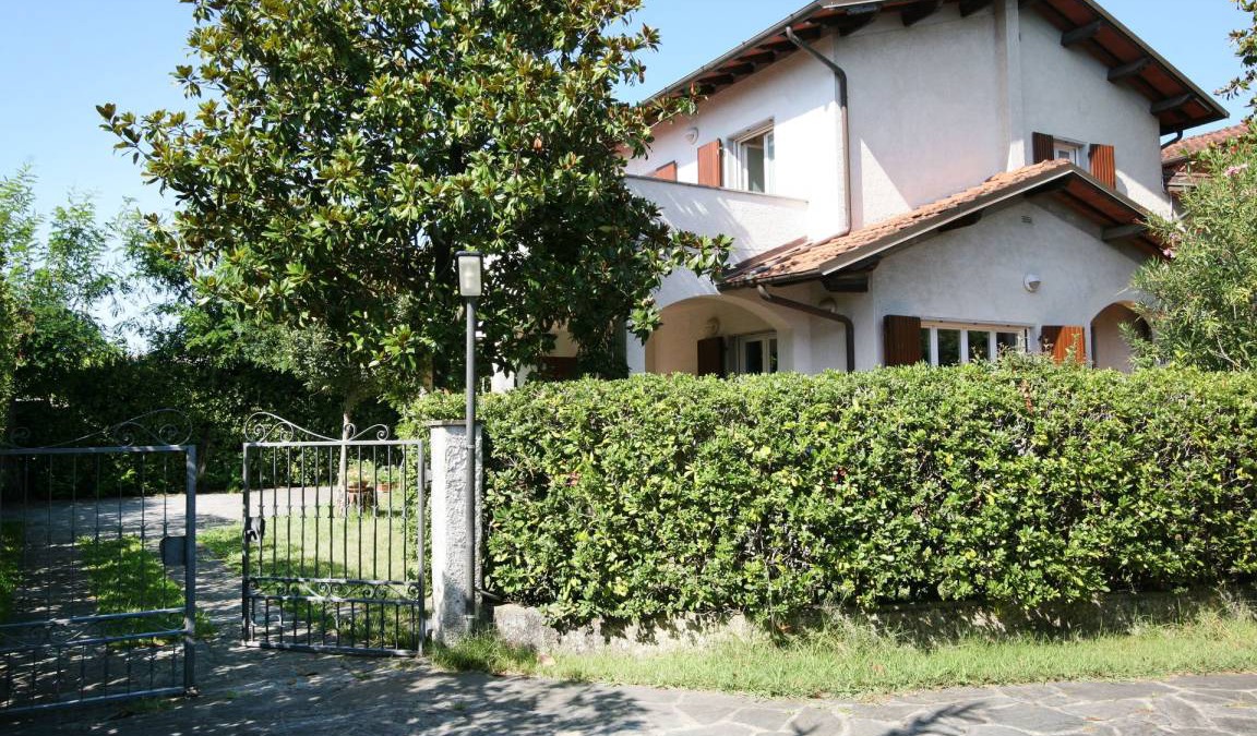 Forte dei Marmi Villa | 160 m² Villa ∙ 4 bedrooms ∙ 8 guests