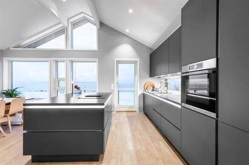 Tromso Villa | 160 m² Villa ∙ 3 bedrooms ∙ 6 guests