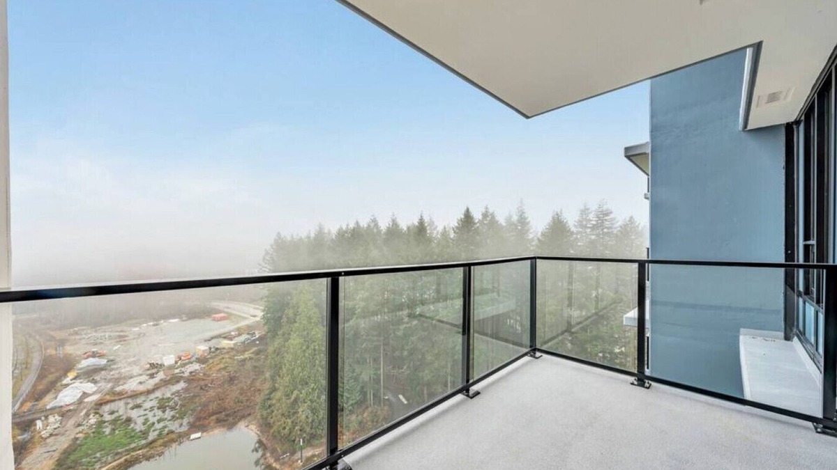 Vancouver Apartment | 1601 · UBC 1BE+1BA Condo/Nature View