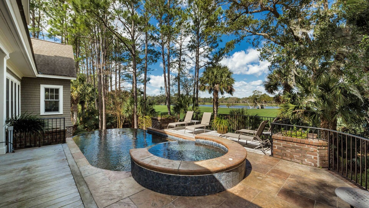 Vanderhorst Plantation House | 161 Flyway Drive: 5BR Home, Pool & Spa, Bike to Beach, Bikes/Beach Gear Credit