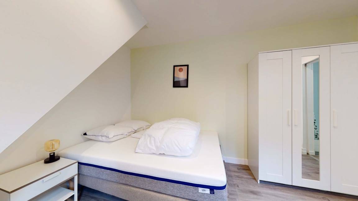 Suresnes Resort | 161 m² Private room ∙ 1 bedroom ∙ 2 guests