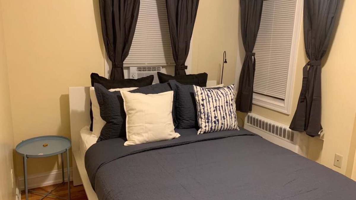 Industry Apartment | 1631 5B · Gorgeous 2bed Apt.- 20 min to NYC/Parking Avail.