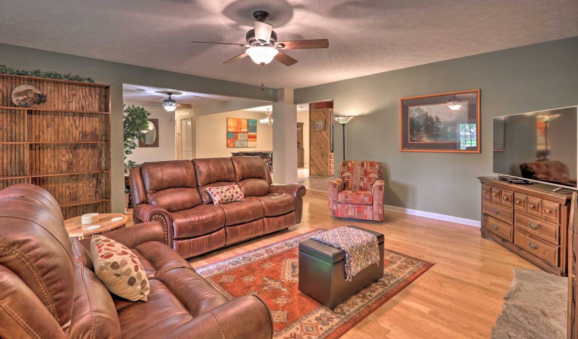 Hendersonville House | 164 m² House ∙ 3 bedrooms ∙ 6 guests