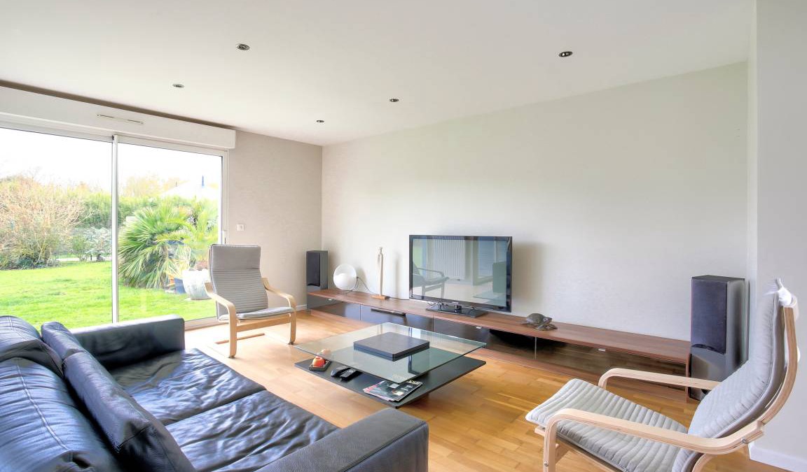 Plevenon House | 165 m² House ∙ 3 bedrooms ∙ 6 guests