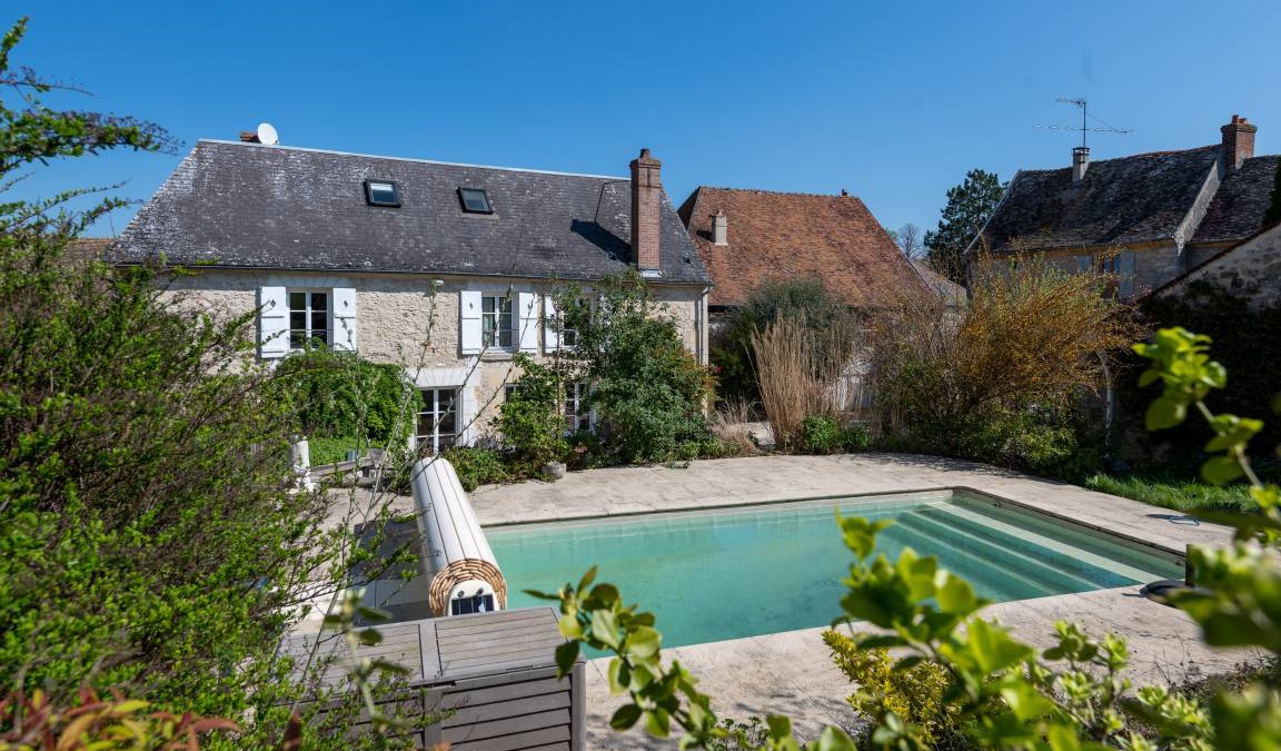 Magny-en-Vexin House | 165 m² House ∙ 3 bedrooms ∙ 8 guests