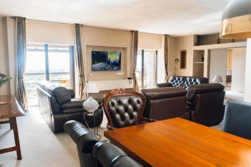 Victoria Falls Resort | 166 m² Resort ∙ 127 guests