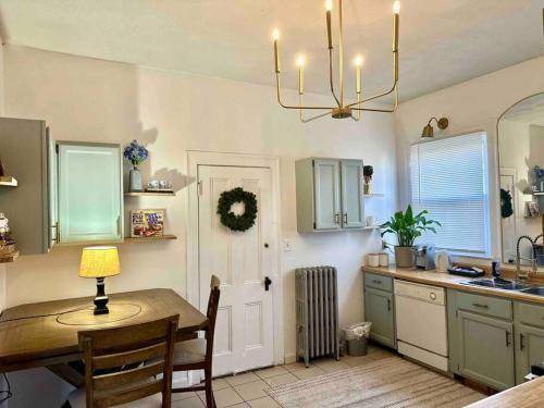 Wayland Apartment | 167 m² Apartment ∙ 3 bedrooms ∙ 6 guests