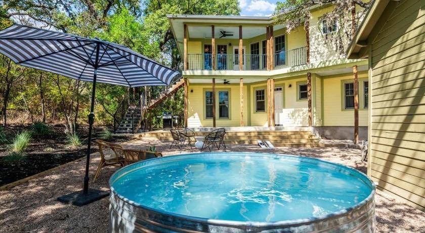 Travis Heights House | 167 m² House ∙ 1 bedroom ∙ 15 guests