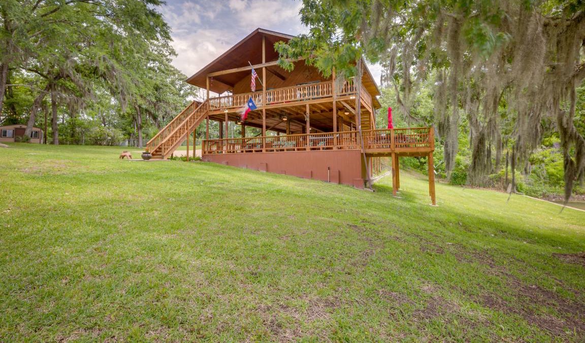 Oakhurst House | 167 m² House ∙ 3 bedrooms ∙ 12 guests