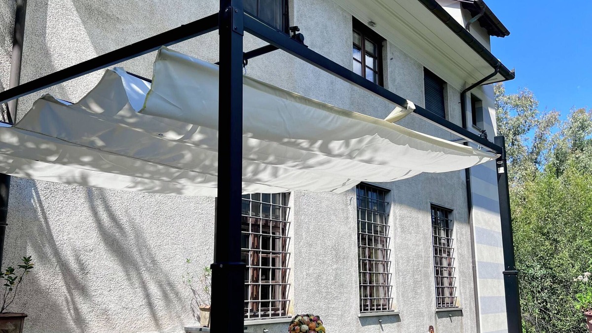 Chiavari Villa | 16th-century hunting lodge with pool and garden within a historic private villa