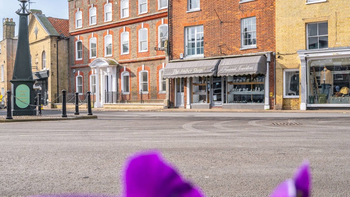 Southwold House | 17 Market Place and The Vault, Southwold