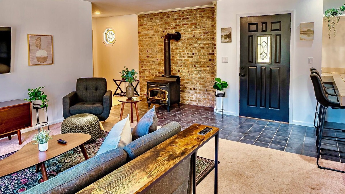 Summerlee House | 17 Min to NRG, Private, Grill, Huge Yard, Cozy