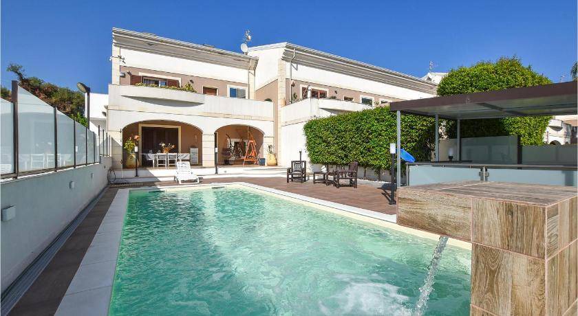 San Giovanni la Punta House | 170 m² House ∙ 3 bedrooms ∙ 8 guests