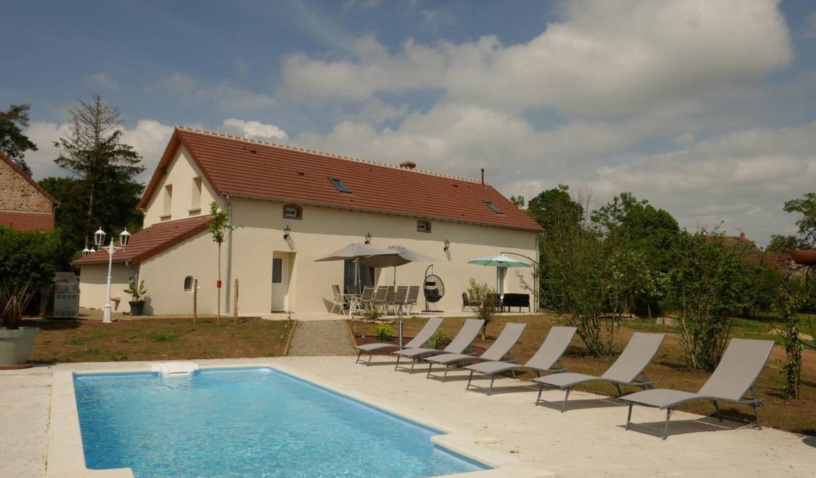 Louroux-Hodement Cottage | 170 m² Cabin ∙ 5 bedrooms ∙ 10 guests