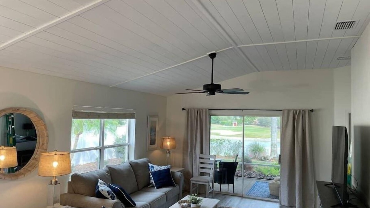 Villas of Greenwood Villa | 17071-Caledonia · Villa with a view (golf & water) *newly remodeled