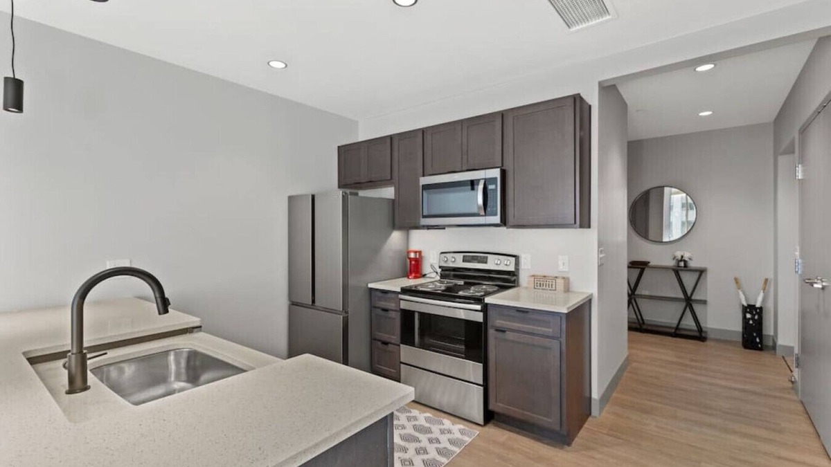 Martin Luther King Condo | 175 LEX - Walkable Downtown Lexington Condo