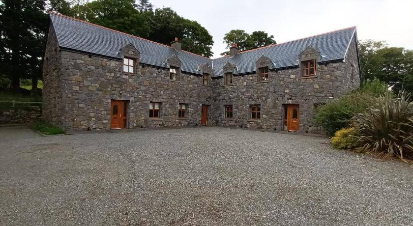 Cornamona House | 175 m² House ∙ 4 bedrooms ∙ 8 guests