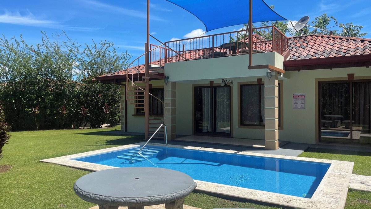 Ciudad Cortes House | 175 MBPS internet, private pool, golf, beaches and Ojochal