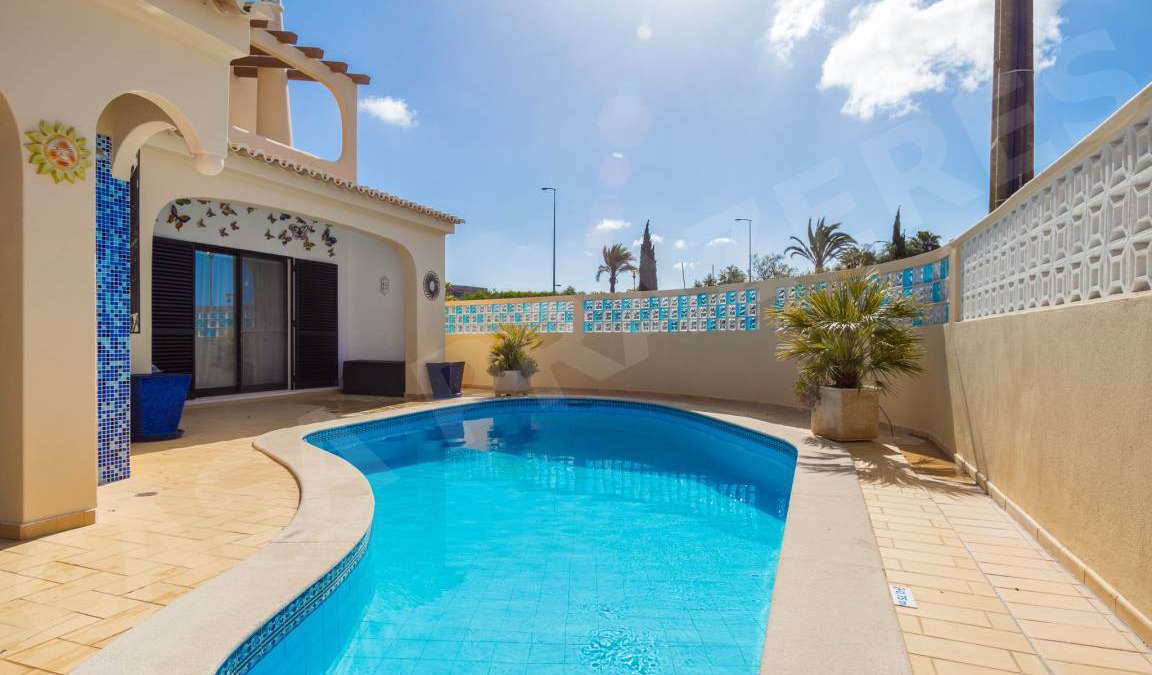 Carvoeiro Villa | 178 m² Villa ∙ 4 bedrooms ∙ 8 guests