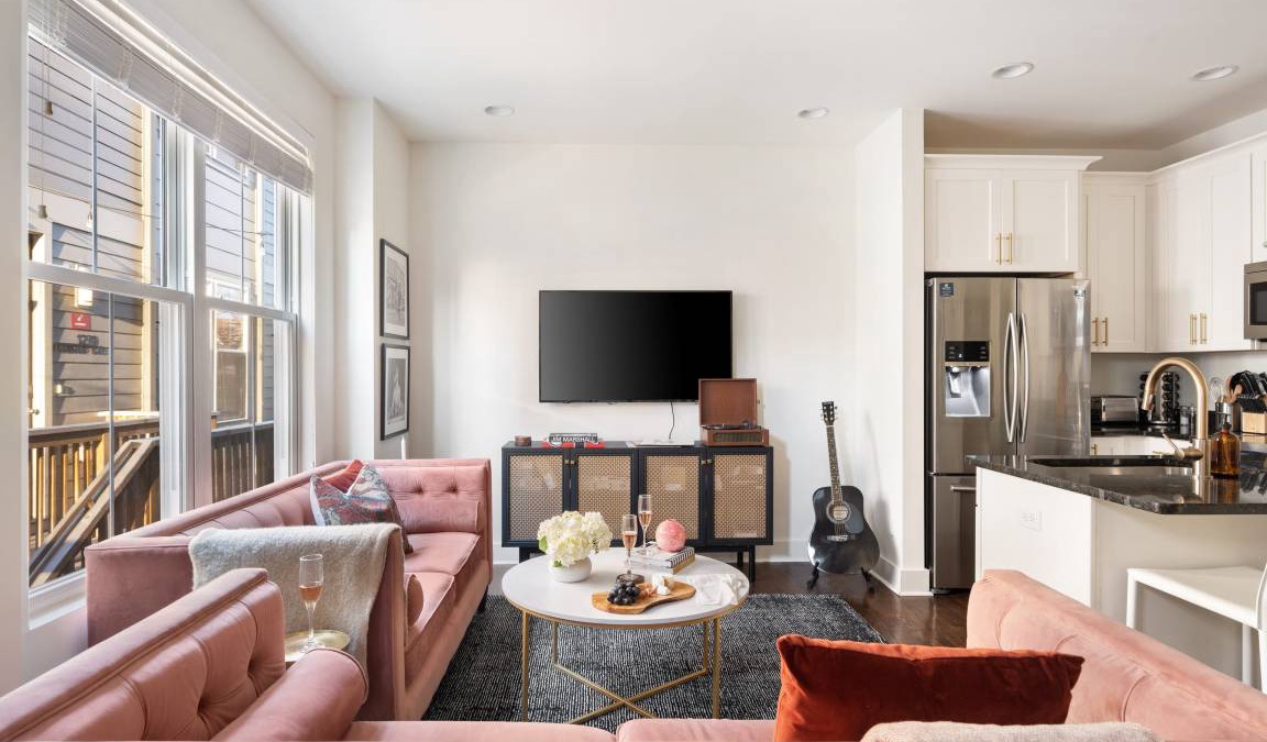 Chestnut Hill Apartment | 1794 m² Apartment ∙ 3 bedrooms ∙ 8 guests
