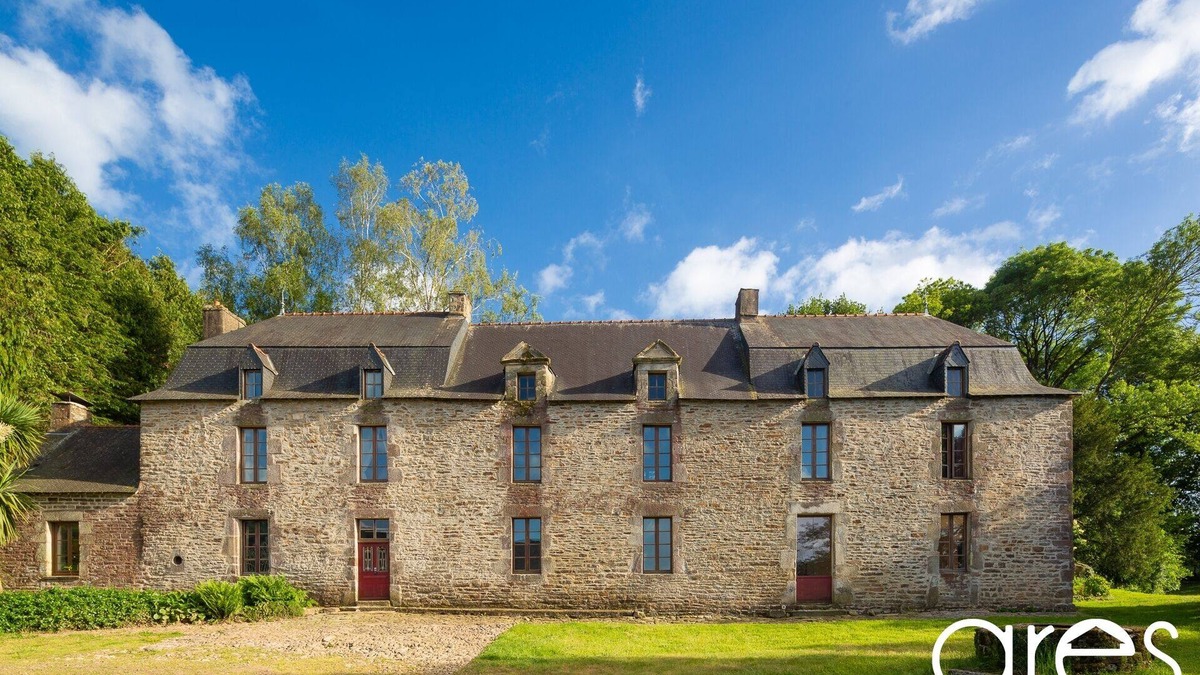 Plaudren Other | 17th-century family manor house, 400 m2, for real relaxation in the countryside