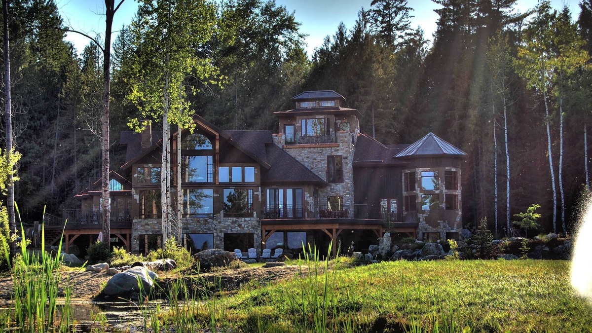 Sandpoint Cabin | 18-acre Italian-Style Mountain Villa: Talus Rock Retreat in Sandpoint, Idaho