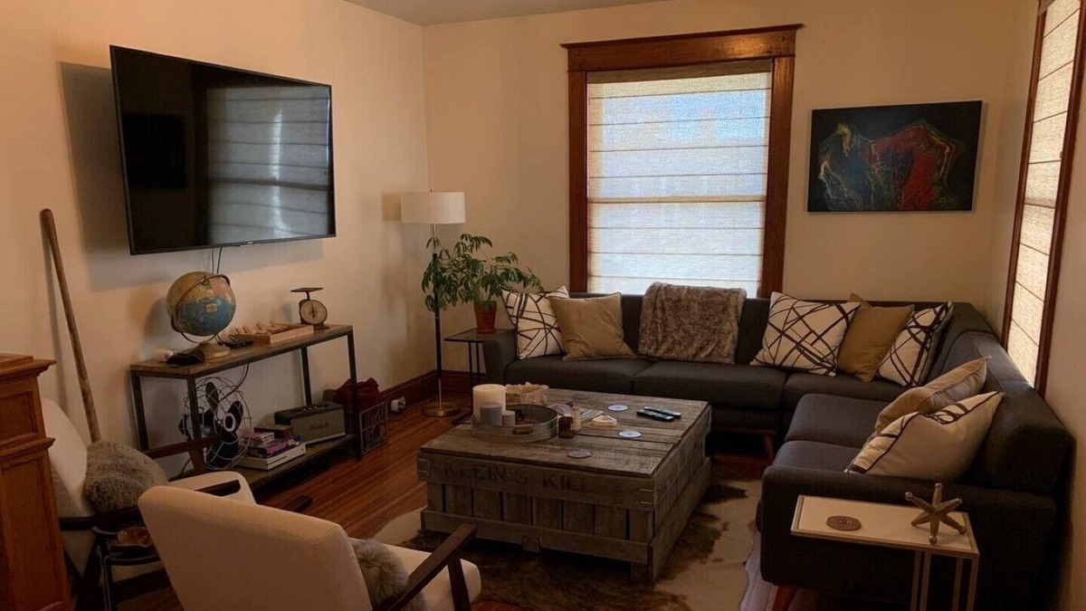Hudson House | 18 Fairview Ave in Hudson NY