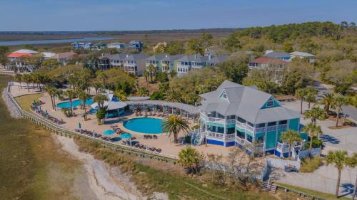 Saint Helena Island House | 18 Fiddlers Cove Dr - 5 Bed/4 Bath w/Resort Access & Golf Cart!
