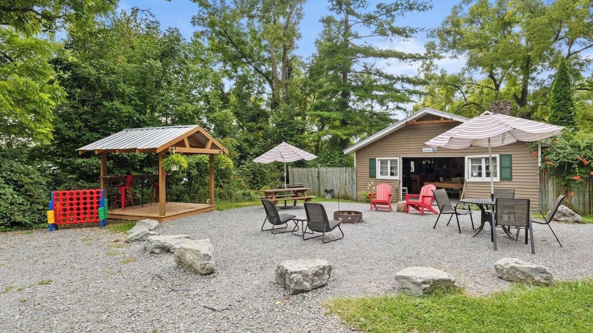 Geneseo RV Rental | 18 Guest Camp |Conesus Lakefront | Event Friendly