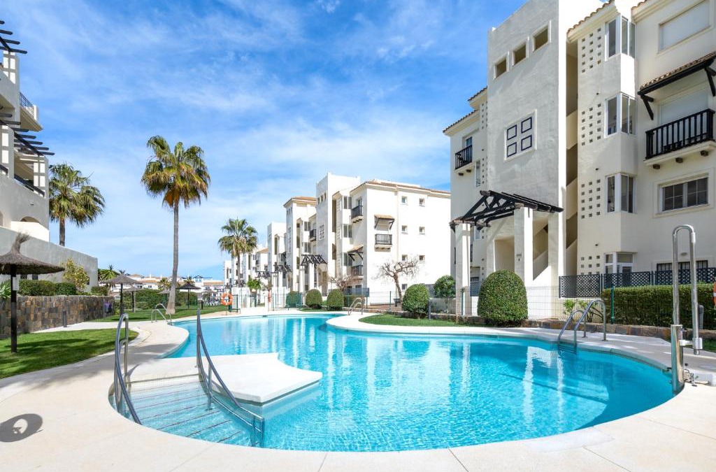 San Luis de Sabinillas Apartment | 18 Nice apt balcony pool view close to Duquesa Golf and Beach Manilva Andalusia